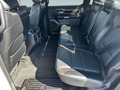 2024 RAM 1500 Laramie Crew Cab 4x4 5'7' Box