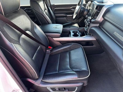 2024 RAM 1500 Laramie Crew Cab 4x4 5'7' Box