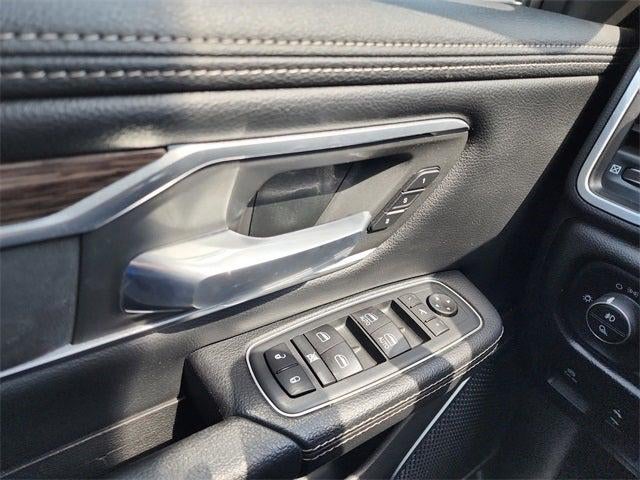 2020 RAM 1500 Laramie Crew Cab 4x4 5'7' Box