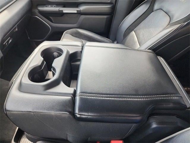 2020 RAM 1500 Laramie Crew Cab 4x4 5'7' Box