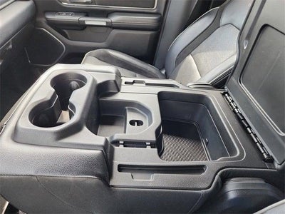 2020 RAM 1500 Laramie Crew Cab 4x4 5'7' Box
