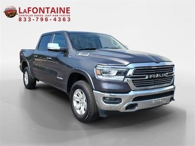 2020 RAM 1500 Laramie Crew Cab 4x4 5'7' Box