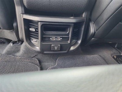 2020 RAM 1500 Laramie Crew Cab 4x4 5'7' Box
