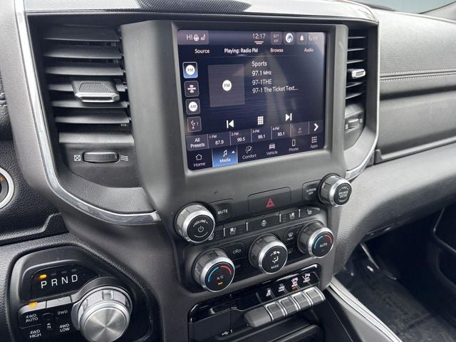 2022 RAM 1500 Laramie Crew Cab 4x4 5'7' Box