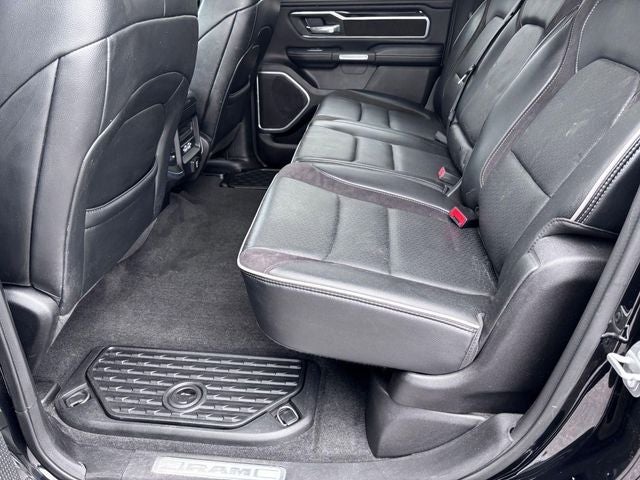 2022 RAM 1500 Laramie Crew Cab 4x4 5'7' Box