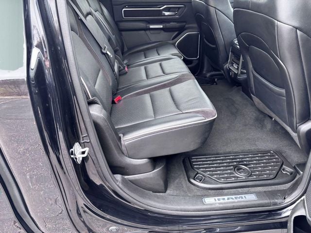 2022 RAM 1500 Laramie Crew Cab 4x4 5'7' Box