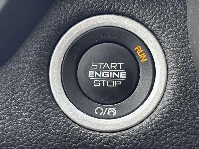 2022 RAM 1500 Laramie Crew Cab 4x4 5'7' Box