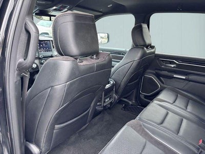2022 RAM 1500 Laramie Crew Cab 4x4 5'7' Box