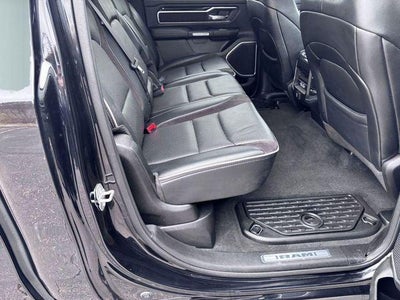 2022 RAM 1500 Laramie Crew Cab 4x4 5'7' Box