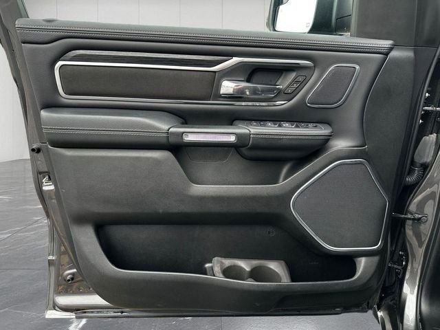 2023 RAM 1500 Laramie Crew Cab 4x4 5'7' Box