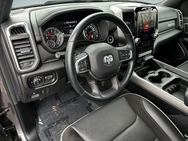 2023 RAM 1500 Laramie Crew Cab 4x4 5'7' Box