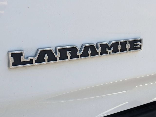 2023 RAM 1500 Laramie Crew Cab 4x4 5'7' Box