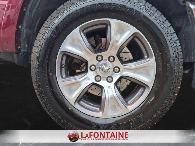 2020 RAM 1500 Laramie Crew Cab 4x4 5'7' Box
