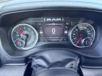 2022 RAM 1500 Laramie Crew Cab 4x4 5'7' Box