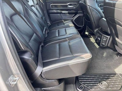 2022 RAM 1500 Laramie Crew Cab 4x4 5'7' Box