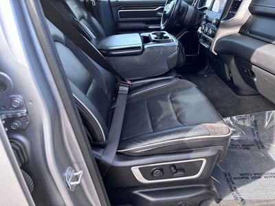 2022 RAM 1500 Laramie Crew Cab 4x4 5'7' Box