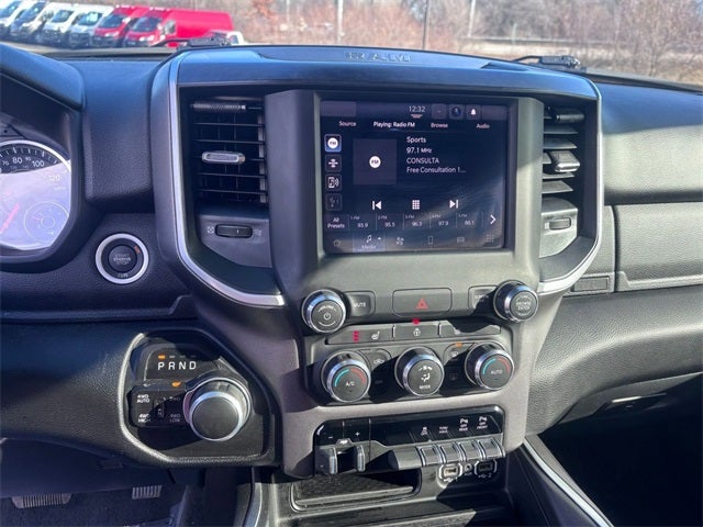 2022 RAM 1500 Big Horn Crew Cab 4x4 6'4' Box