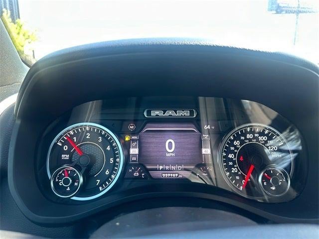 2022 RAM 1500 Big Horn Crew Cab 4x4 6'4' Box