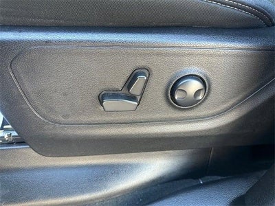 2022 RAM 1500 Big Horn Crew Cab 4x4 6'4' Box