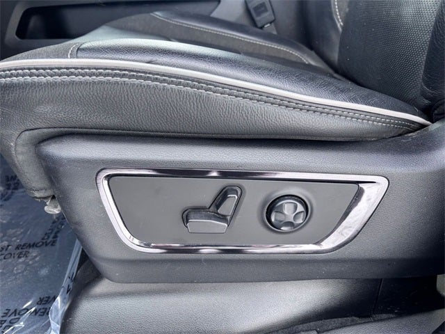 2025 RAM 1500 Limited Crew Cab 4x4 6'4' Box