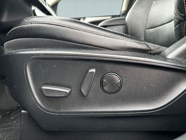 2020 Ford Escape Titanium Hybrid