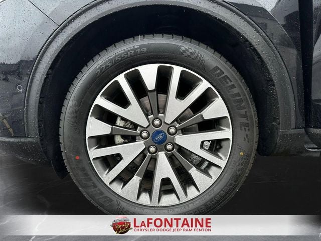 2020 Ford Escape Titanium Hybrid