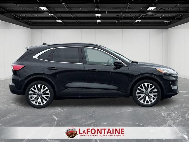 2020 Ford Escape Titanium Hybrid