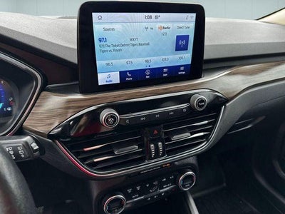 2020 Ford Escape Titanium Hybrid