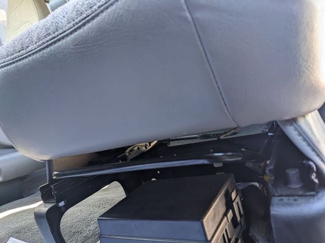 2025 Chevrolet Express Passenger RWD 3500 Extended Wheelbase LT