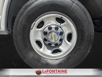 2025 Chevrolet Express Passenger RWD 3500 Extended Wheelbase LT