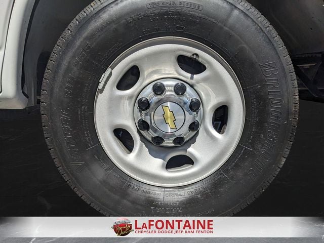 2025 Chevrolet Express Passenger RWD 3500 Extended Wheelbase LT