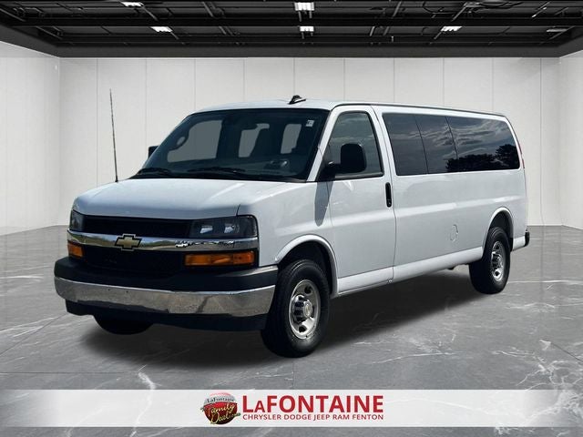 2025 Chevrolet Express Passenger RWD 3500 Extended Wheelbase LT