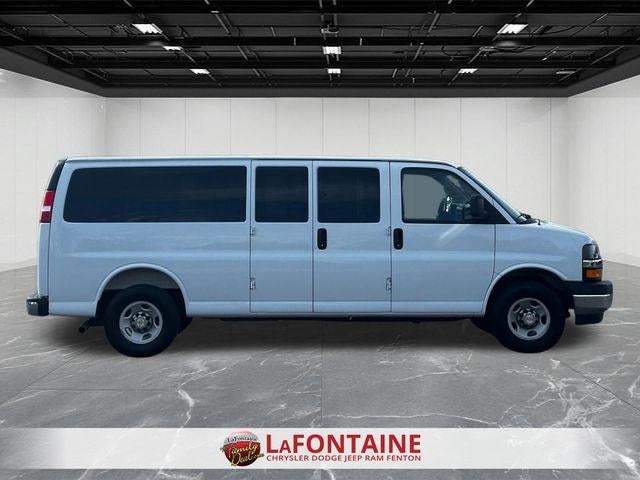 2025 Chevrolet Express Passenger RWD 3500 Extended Wheelbase LT