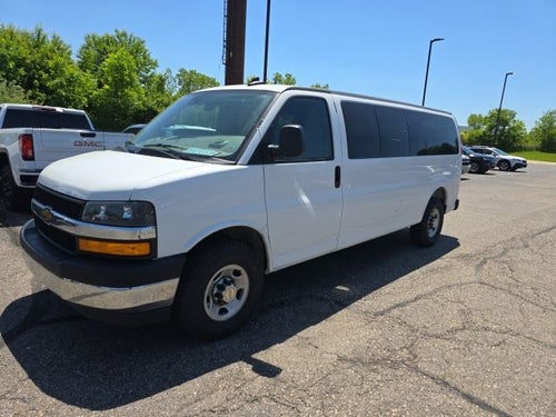 2025 Chevrolet Express Passenger RWD 3500 Extended Wheelbase LT
