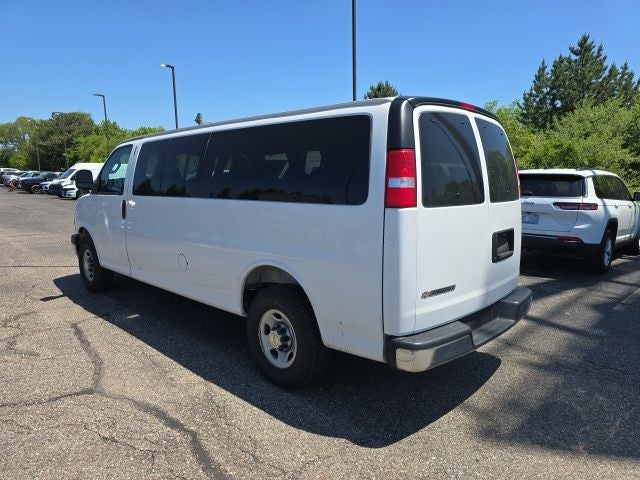 2025 Chevrolet Express Passenger RWD 3500 Extended Wheelbase LT