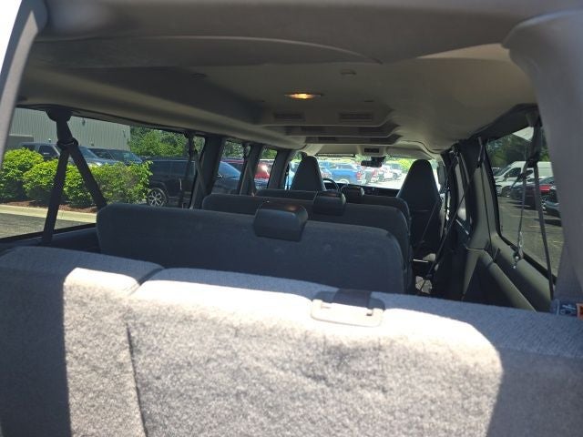 2025 Chevrolet Express Passenger RWD 3500 Extended Wheelbase LT