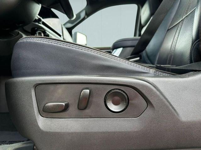 2023 Chevrolet Silverado 1500 4WD Crew Cab Short Bed High Country