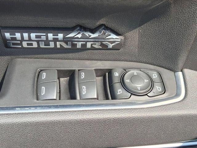2025 Chevrolet Silverado 1500 4WD Crew Cab Short Bed High Country