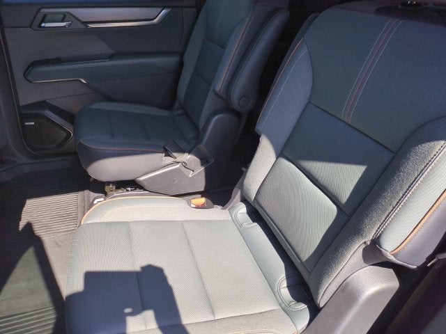 2024 GMC Acadia AWD AT4