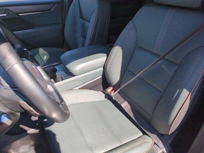 2024 GMC Acadia AWD AT4
