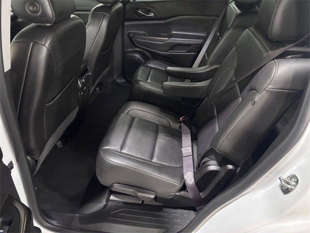 2023 GMC Acadia FWD SLT