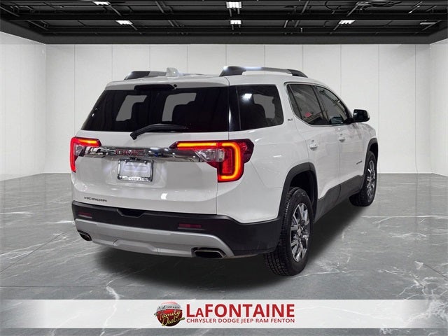2023 GMC Acadia FWD SLT