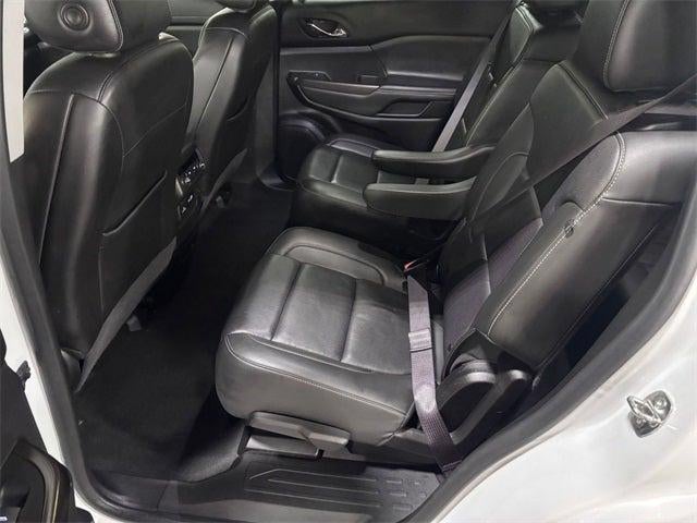 2023 GMC Acadia FWD SLT