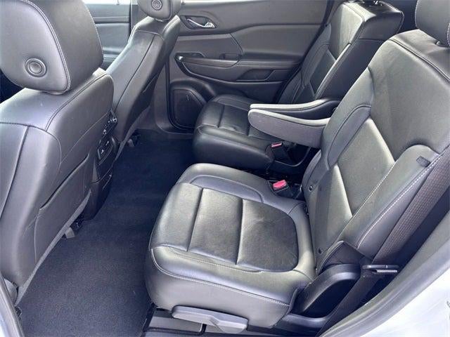 2023 GMC Acadia FWD SLT