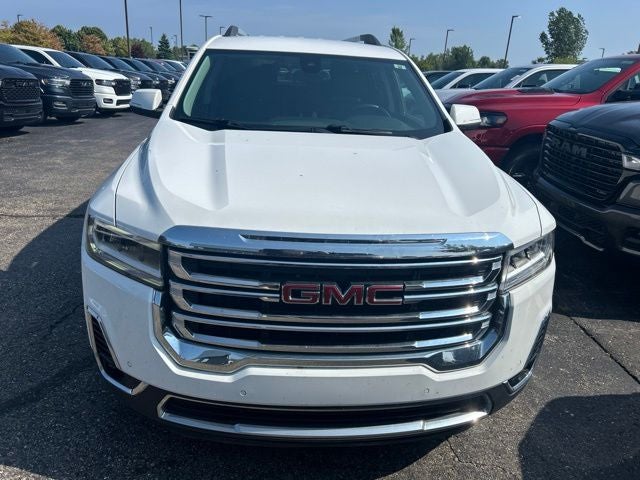 2022 GMC Acadia SLT
