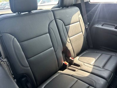 2022 GMC Acadia SLT