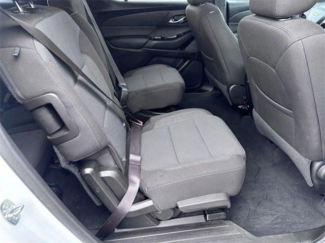 2023 Chevrolet Traverse FWD LT Cloth