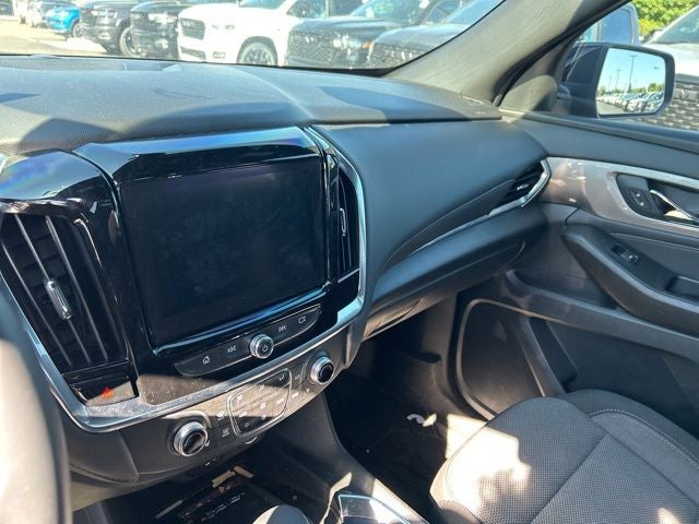 2023 Chevrolet Traverse AWD LT Cloth