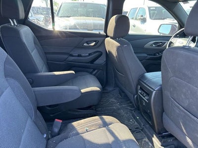 2023 Chevrolet Traverse AWD LT Cloth