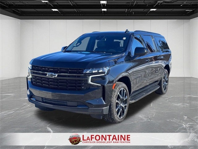 2023 Chevrolet Suburban 4WD RST
